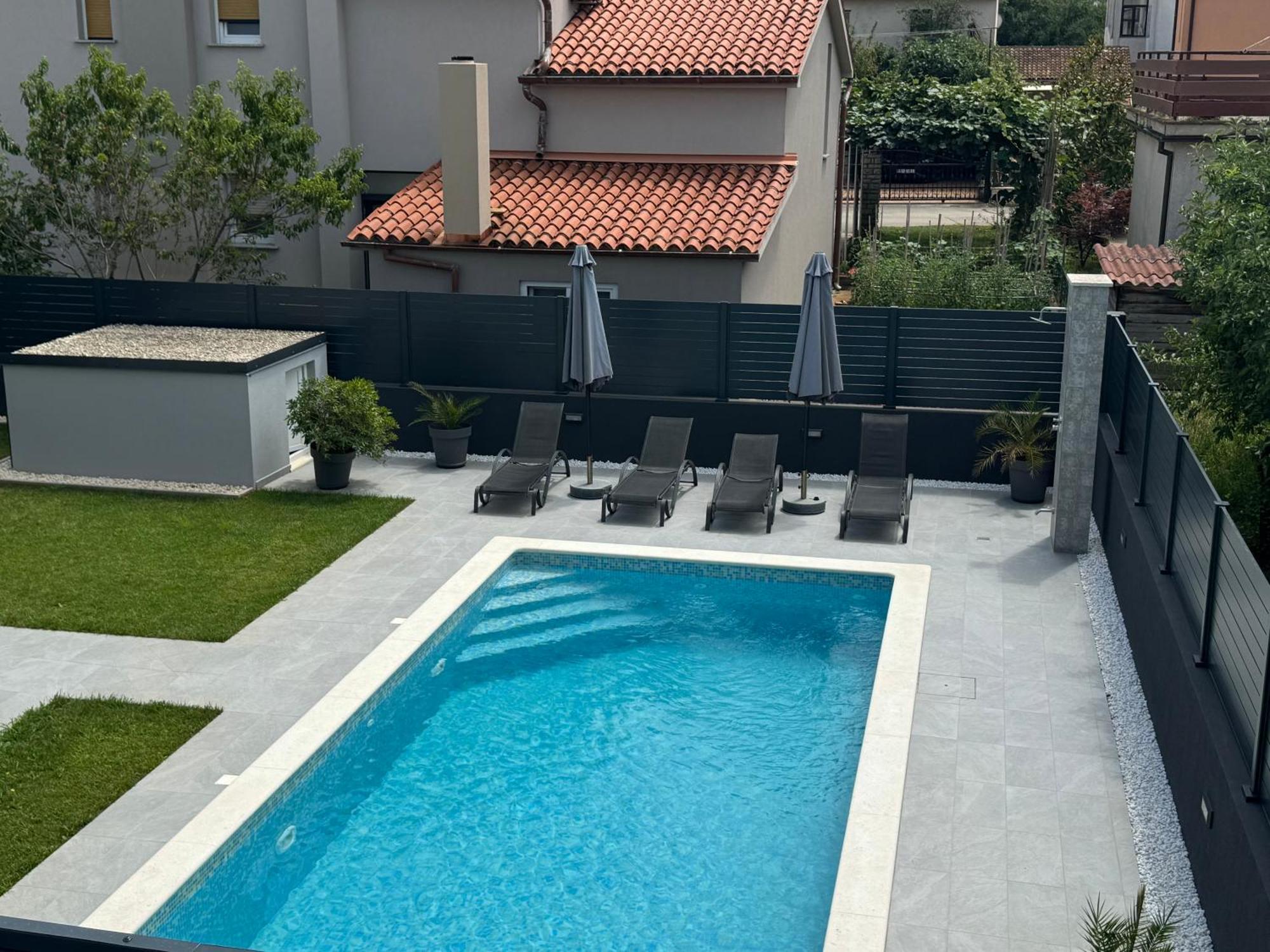 Leneda Apartments With Pool PUY Exterior foto